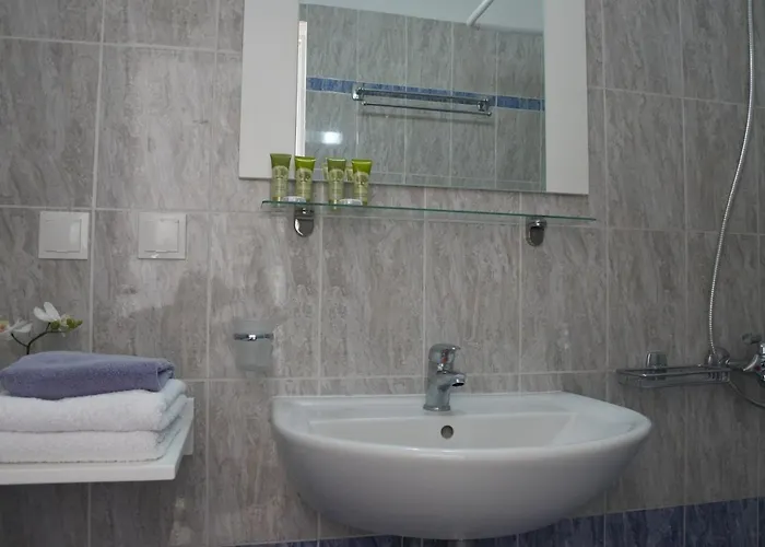 Rampelia - Prekas 2 Imerovigli (Santorini)