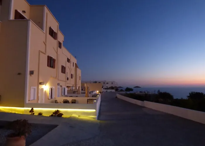 Rampelia - Prekas 2 * Imerovigli (Santorini)