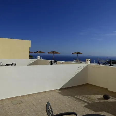 Rampelia Apartment