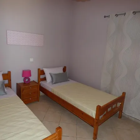 Rampelia * Imerovigli (Santorini)